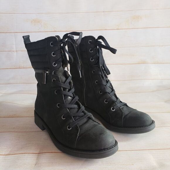 Nine West Leather Lace Up Quilted Distressed Round Toe Ankle Boots Booties 8 M - Picture 2 of 16